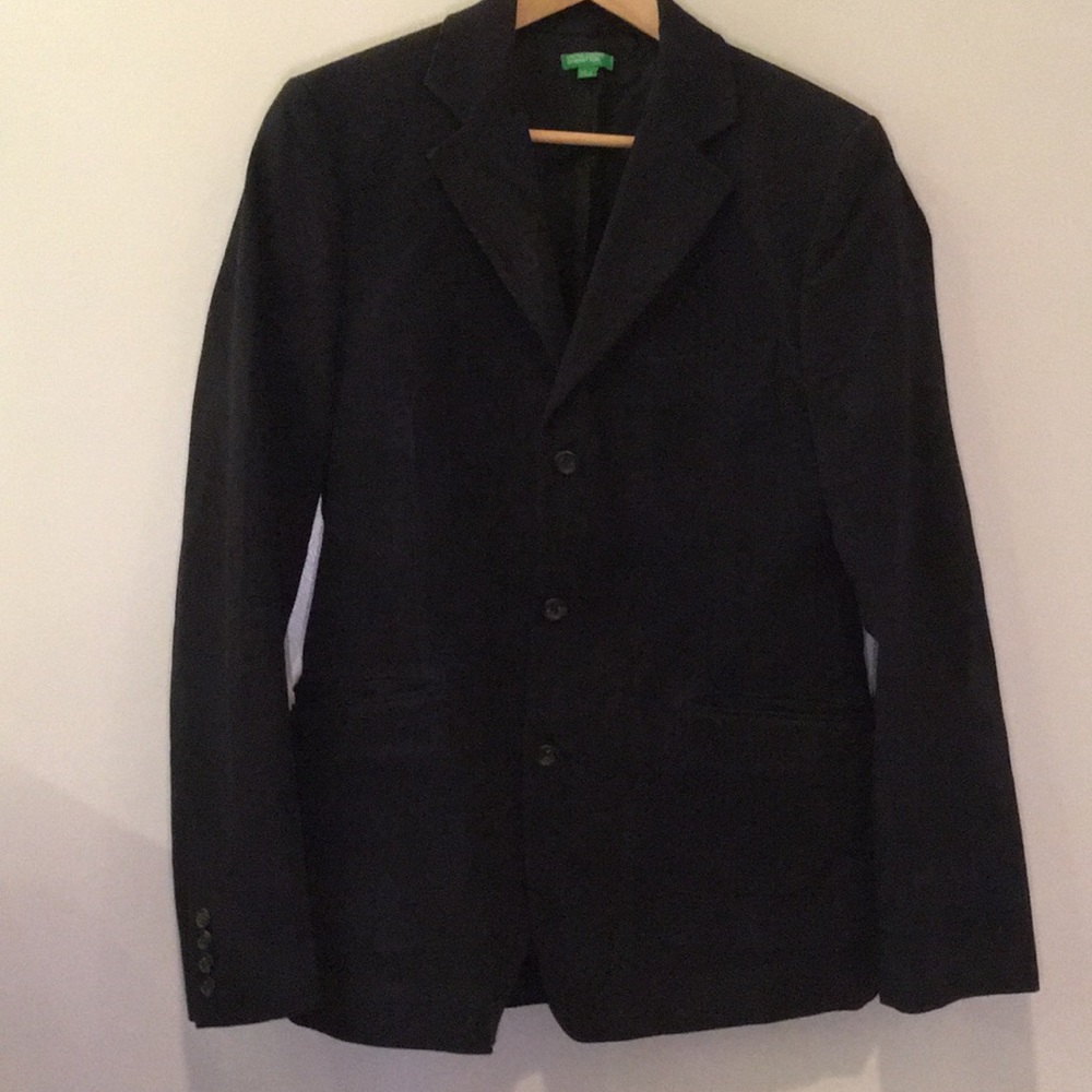 United colors of Benetton velvet sports coat.